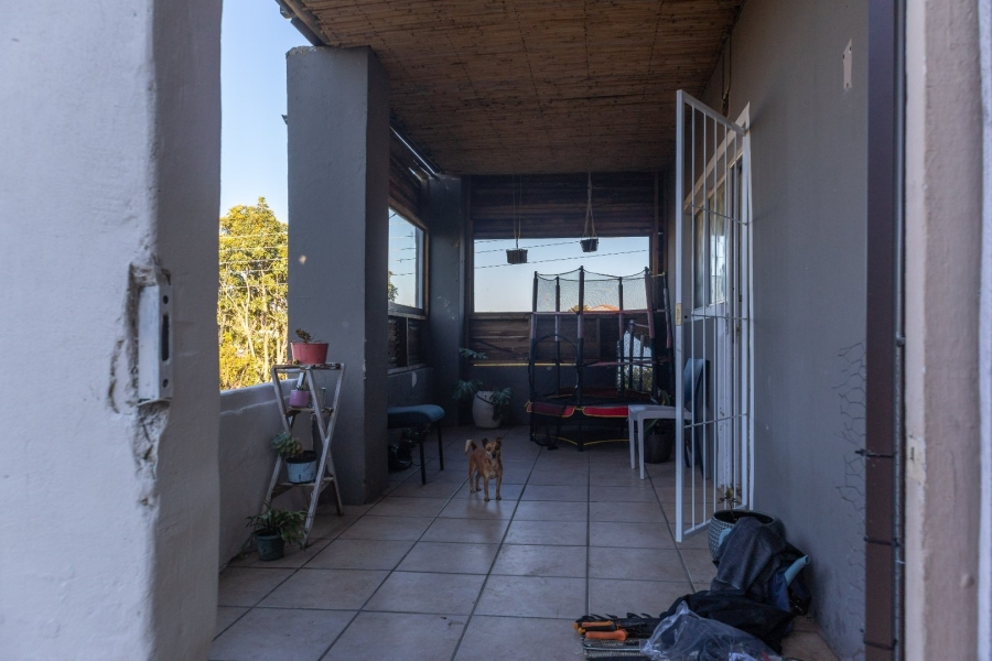 9 Bedroom Property for Sale in New Horizons Western Cape